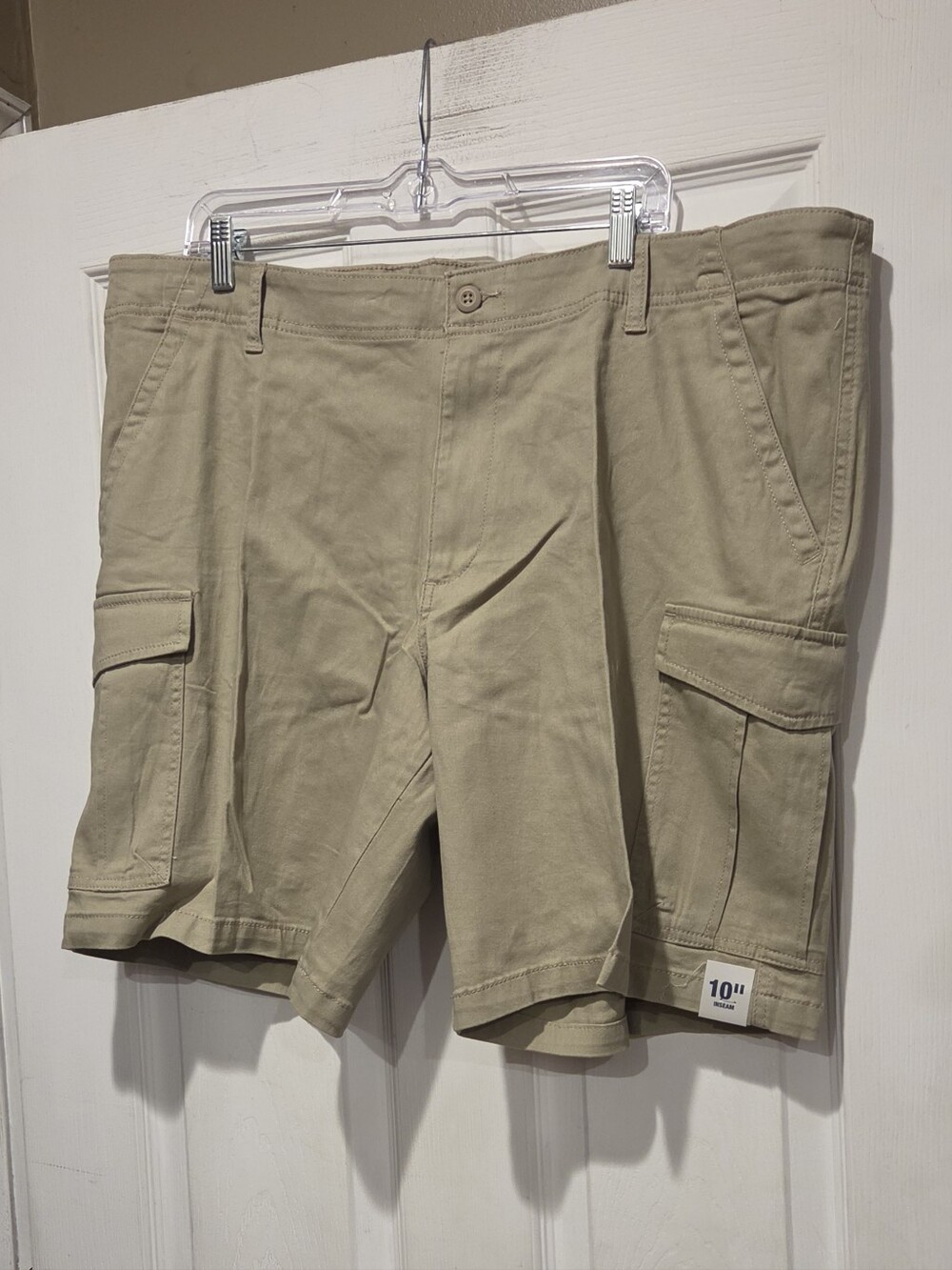 GEORGE AT THE KNEE SHORTS